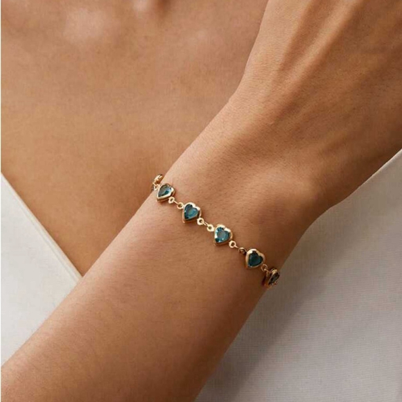 ⚠️Clearance Blue Rhinestone Heart Charm Yellow Gold Bracelet SS - Picture 4 of 4